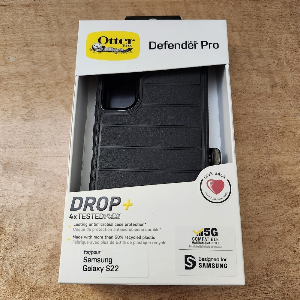 Otterbox Defender PRO Case w/Clip for Samsung Galaxy S22 (6.1") - Black